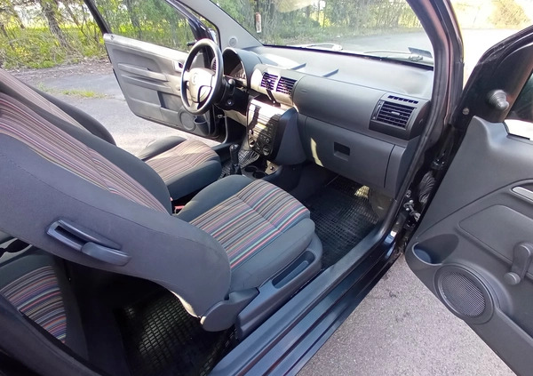 Volkswagen Fox cena 7999 przebieg: 124000, rok produkcji 2006 z Gorzów Śląski małe 137